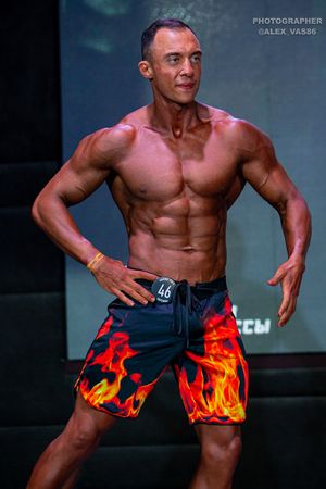 MEN'S PHYSIQUE +179